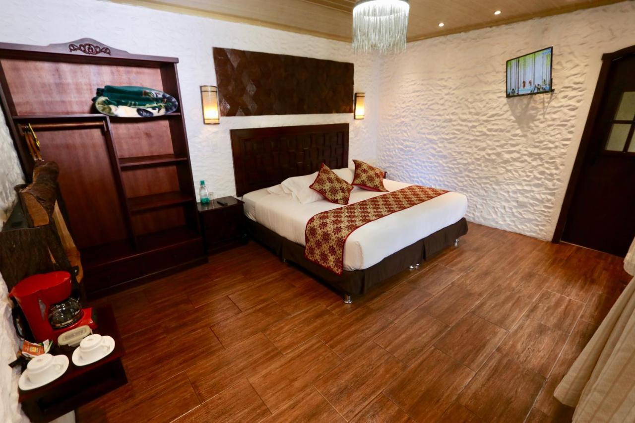 Aldea Real Eco Friendly Hotel Banos (Tungurahua)